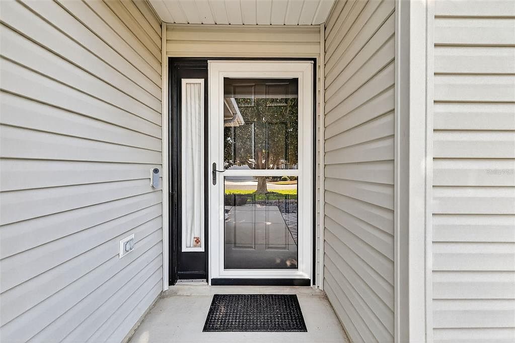 1927 Walden Way The Villages, FL 32162 - Thumbnail 4