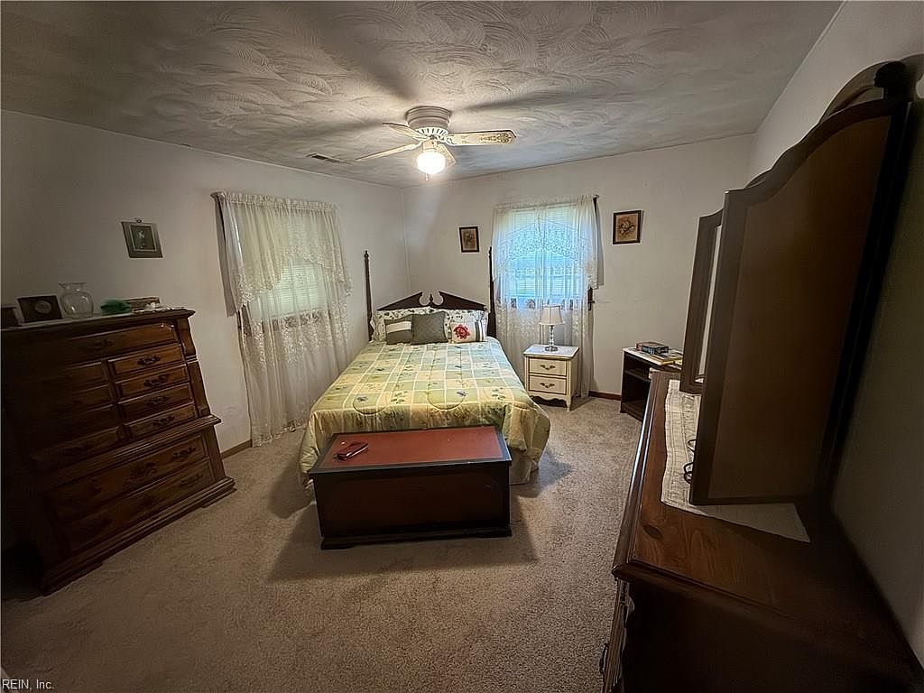 3702 Nansemond Pkwy Suffolk, VA 23435 - Thumbnail 4