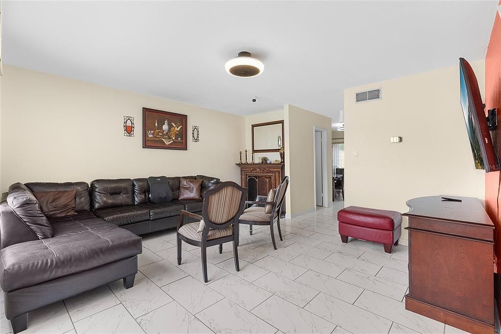 2004 Ludlow Ln #2803 Orlando, FL 32839 - Thumbnail 4