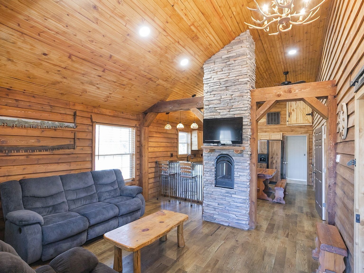 2828 Old Greenbrier Pike Greenbrier, TN 37073 - Thumbnail 4