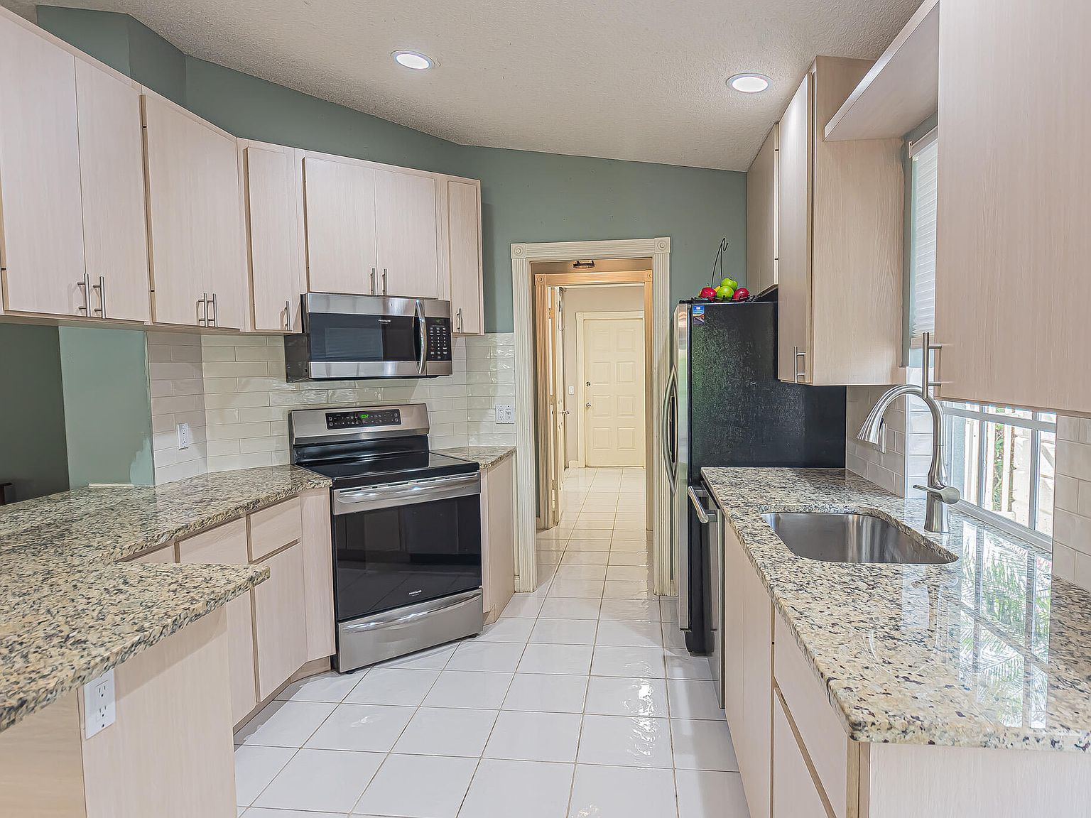 1230 NW Bentley Cir APT A Port Saint Lucie, FL 34986 - Thumbnail 4