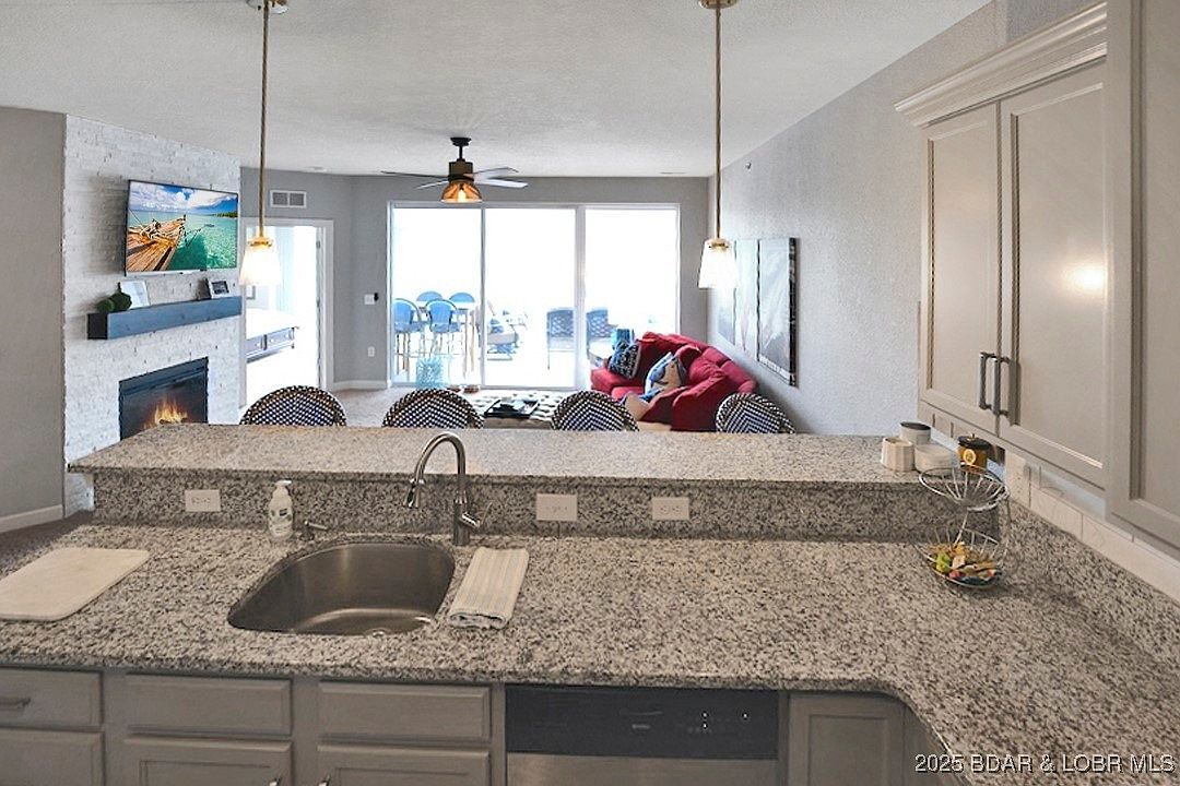 186 Sunset Palms Dr UNIT 4K Camdenton, MO 65020 - Thumbnail 4