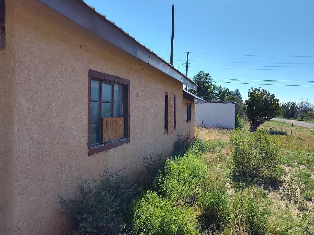 300 Roosevelt Ave N Mountainair, NM 87036 - Thumbnail 4