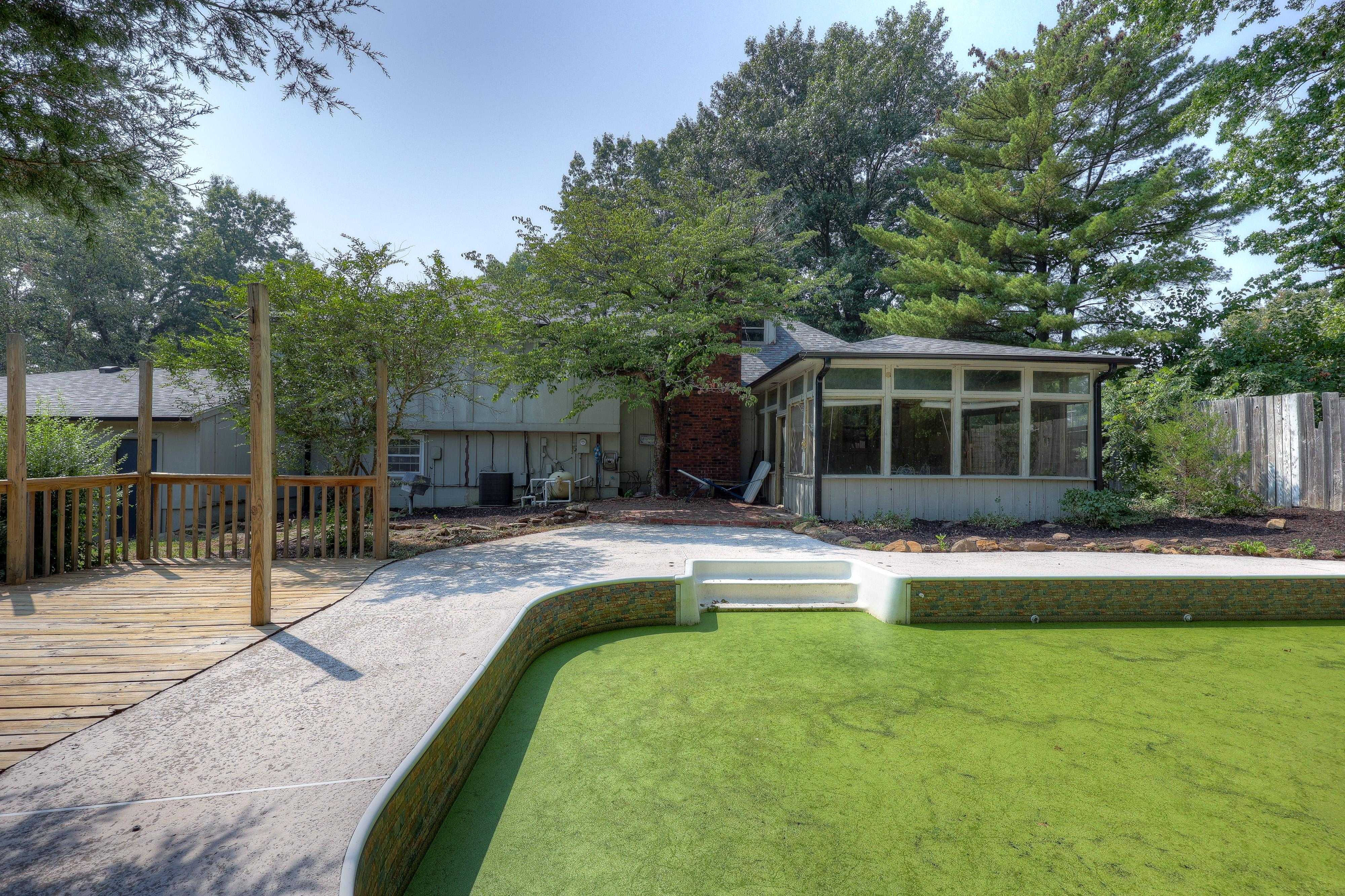 1305 Bitner Terrace, Pittsburg, KS, USA, 66762 - Thumbnail 4