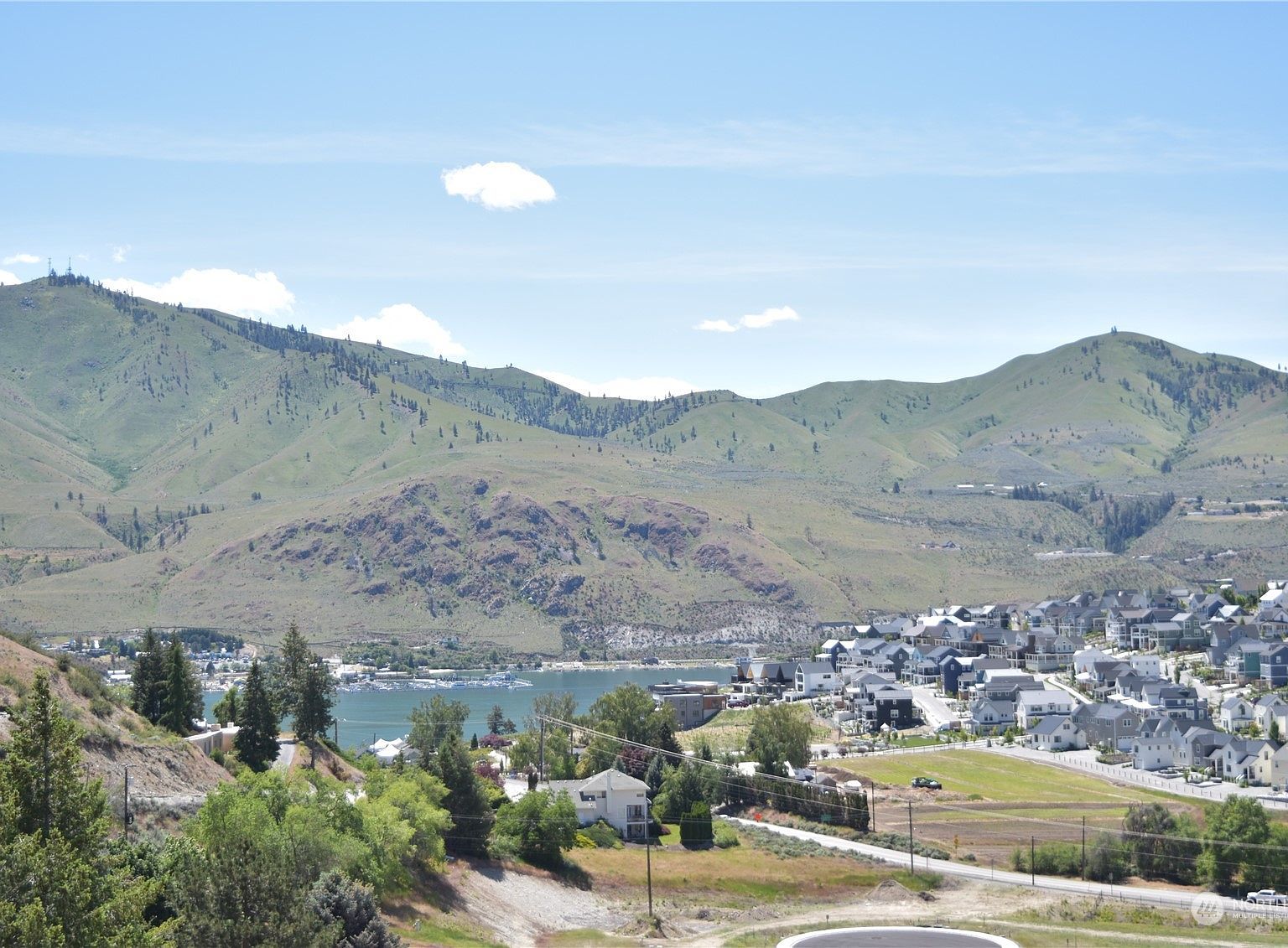 112 Hillcrest Pl Chelan, WA 98816 - Thumbnail 4