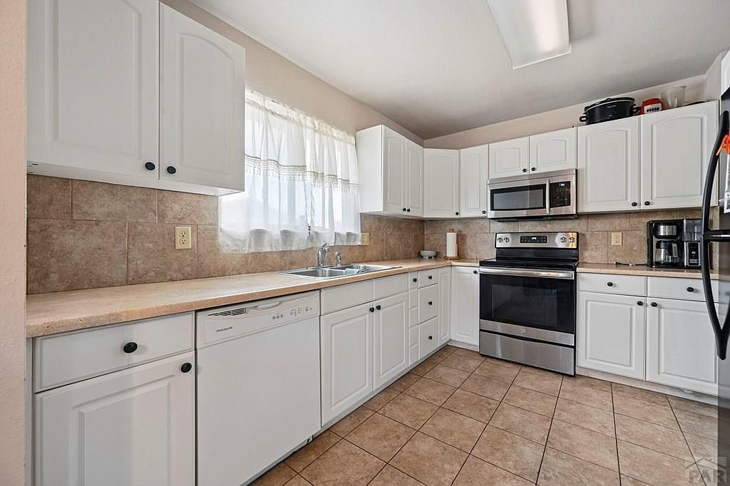 36 Wheatridge Dr Pueblo, CO 81005 - Thumbnail 4