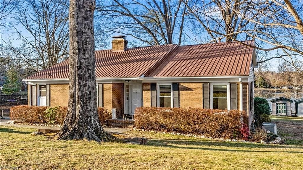 5610 Fleming Terrace Rd Greensboro, NC 27410 - Thumbnail 4