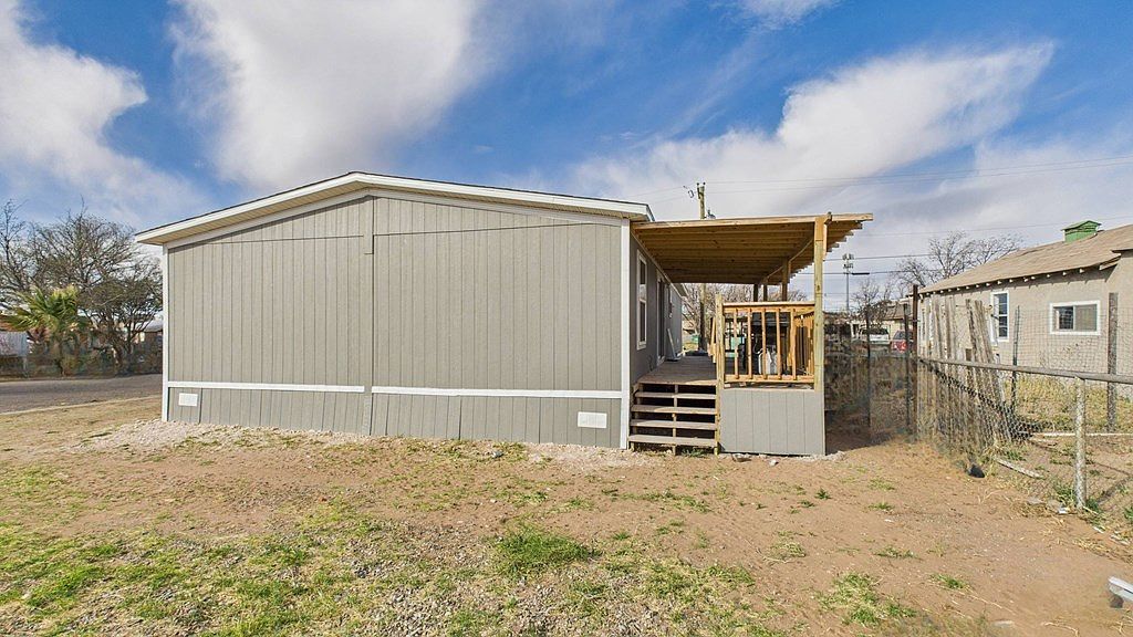 208 S Gary Ave Monahans, TX 79756 - Thumbnail 4