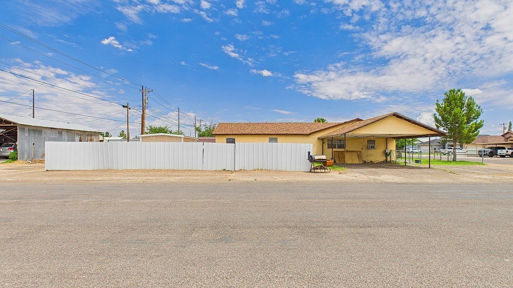 1223 S Cypress St Pecos, TX 79772 - Thumbnail 4