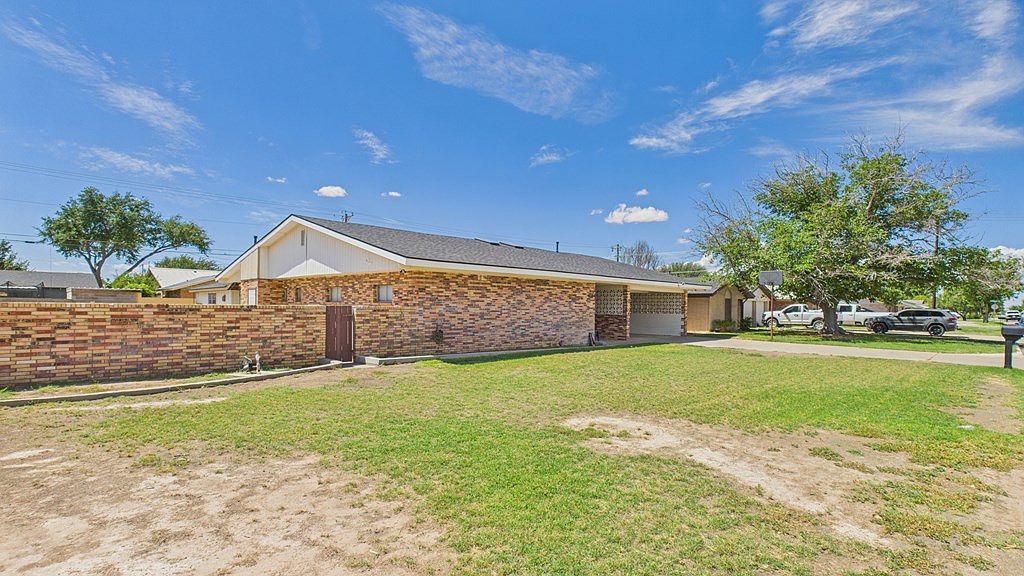 1734 Jackson Blvd Pecos, TX 79772 - Thumbnail 4