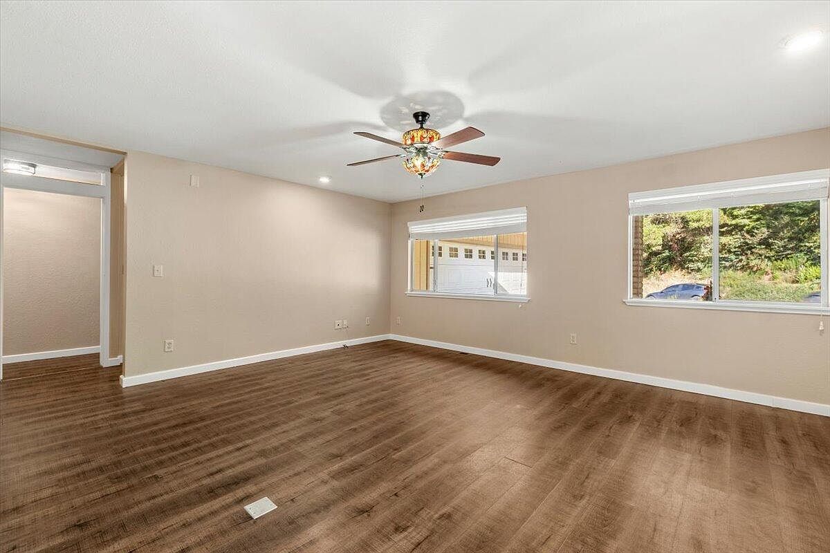 6650 Humboldt Hill Rd Eureka, CA 95503 - Thumbnail 4