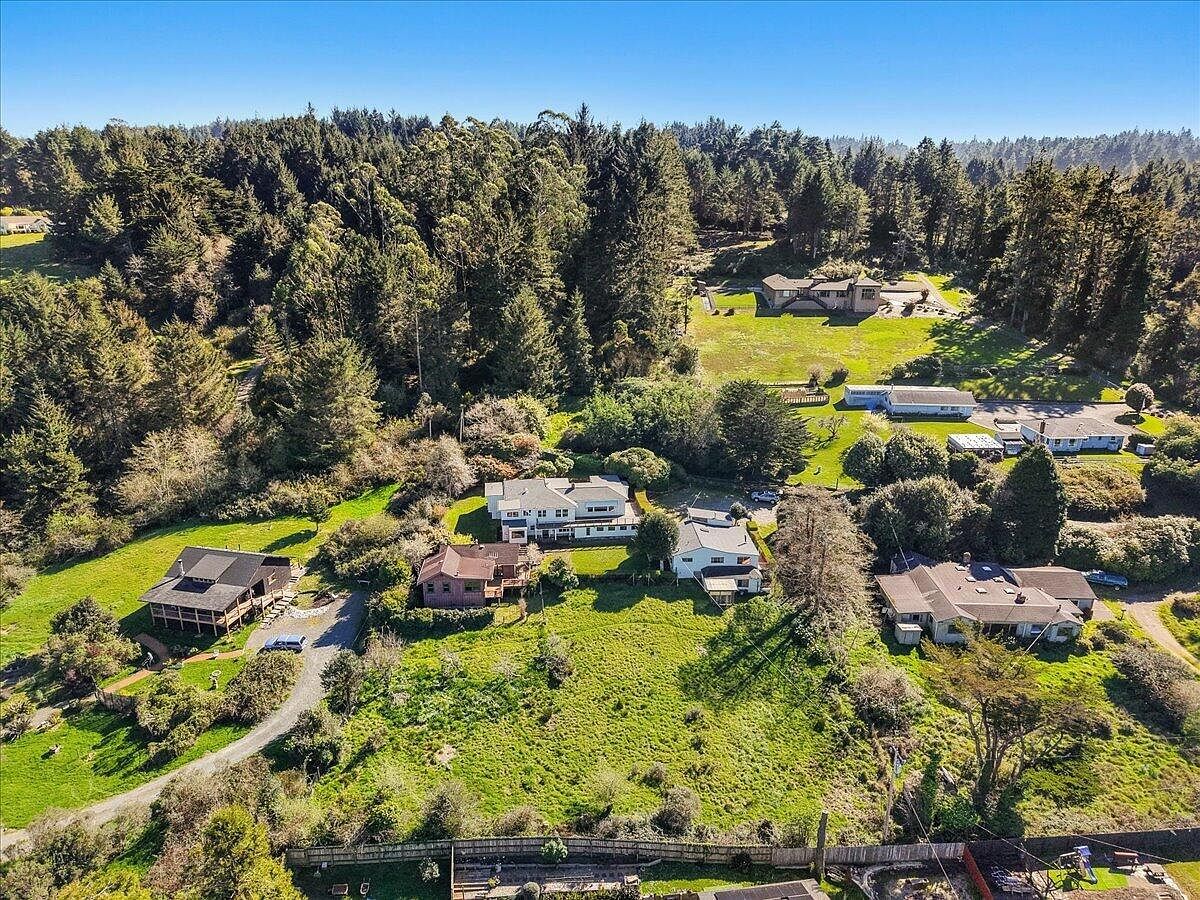 6481 Humboldt Hill Rd Eureka, CA 95503 - Thumbnail 4