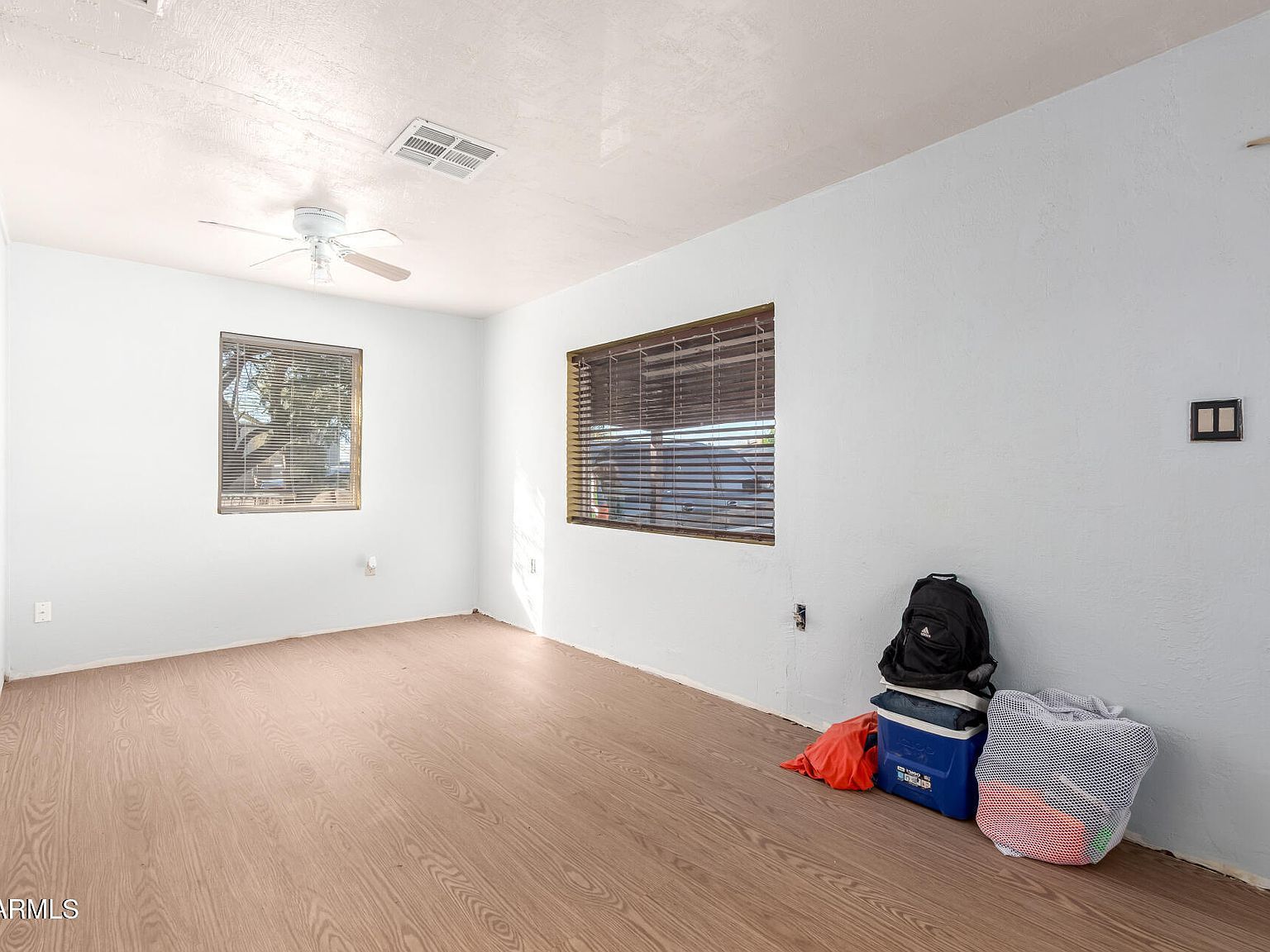 4039 W Tonto St Phoenix, AZ 85009 - Thumbnail 4