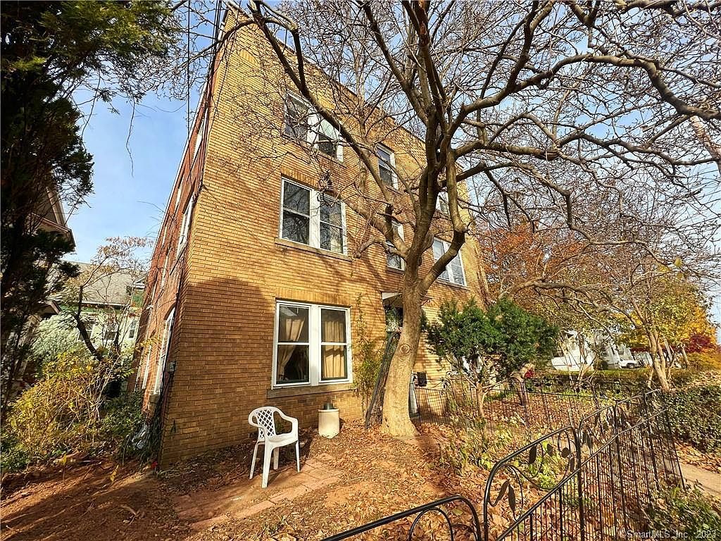 18 Kelsey St New Britain, CT 06051 - Thumbnail 4