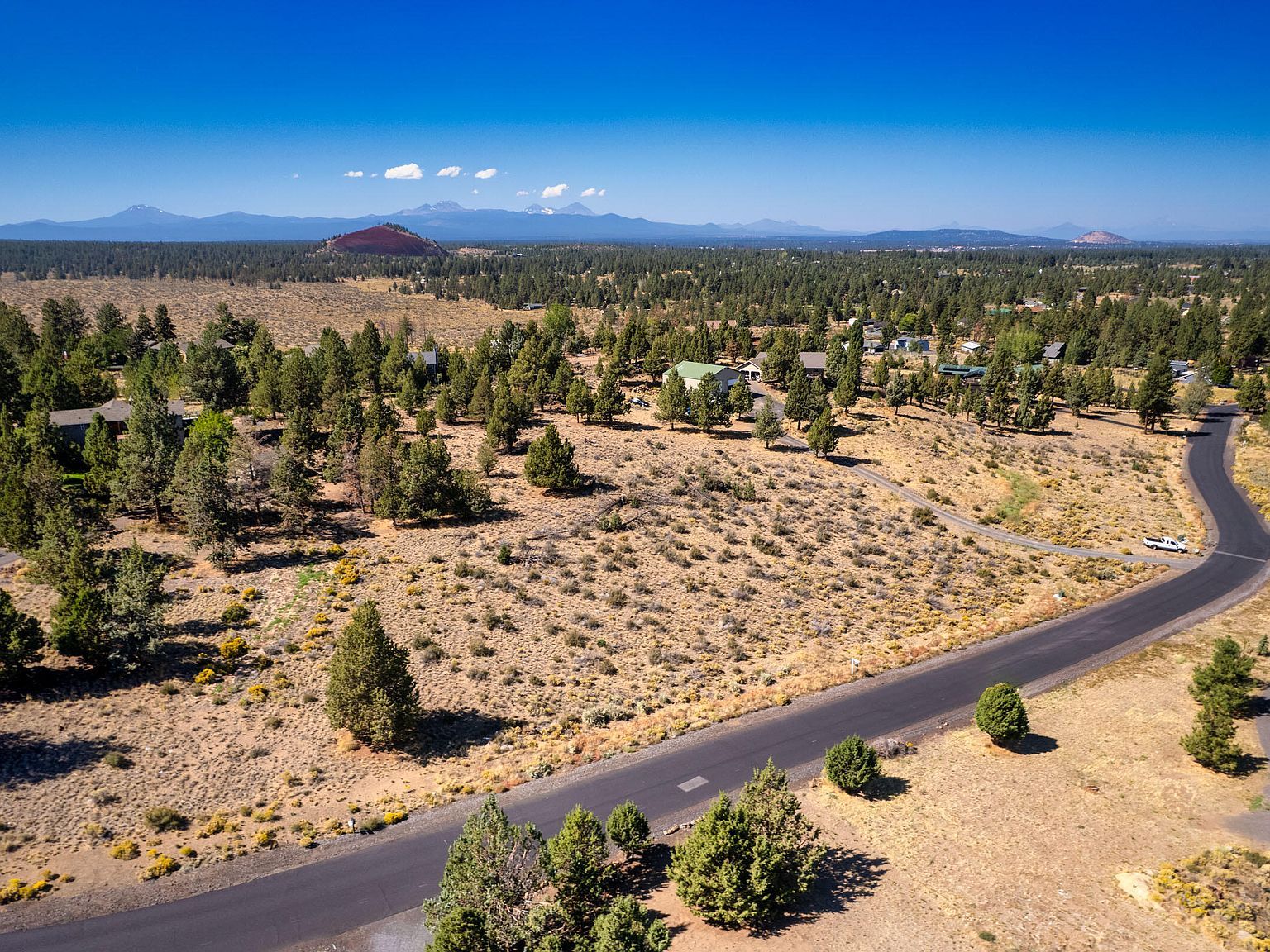 22535 Calgary Dr Bend, OR 97702 - Thumbnail 4