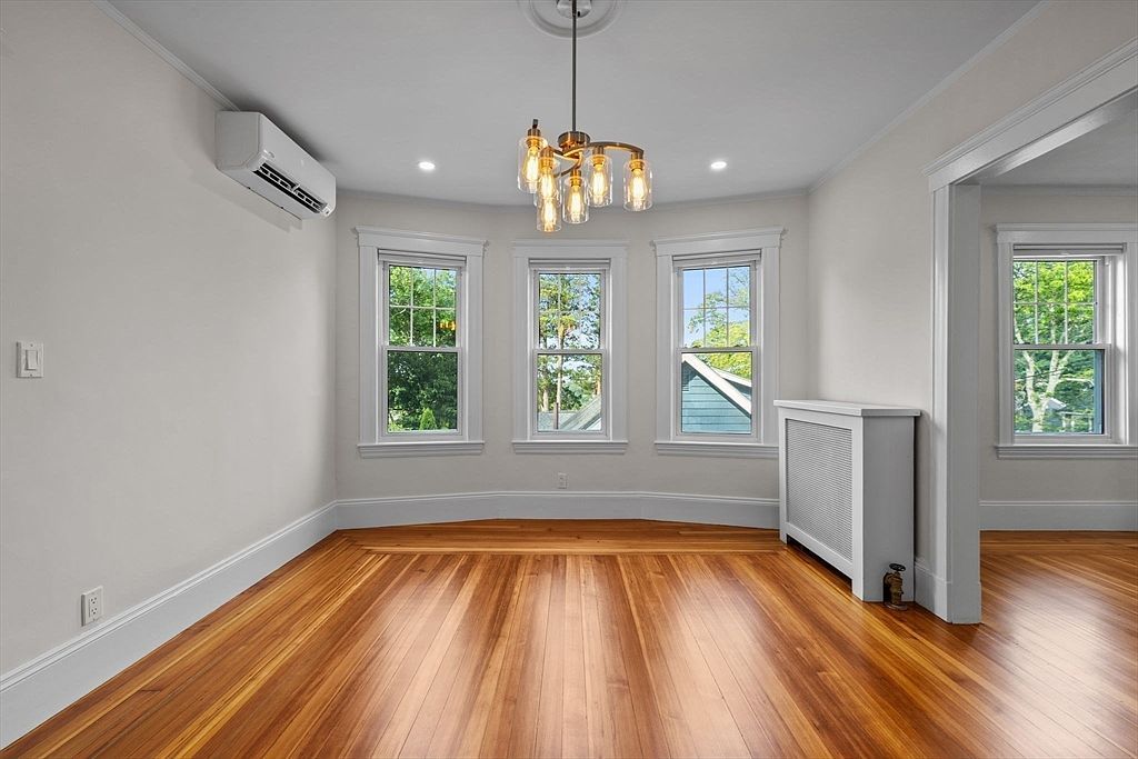 37-37-37R Fountain Rd Arlington, MA 02476 - Thumbnail 4