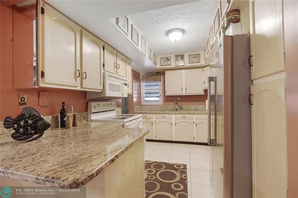 3411 N Highway A1a Hutchinson Island, FL 34949 - Thumbnail 4