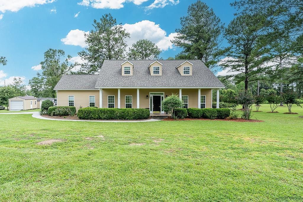 421 Drake Dr Douglas, GA 31535 - Thumbnail 4