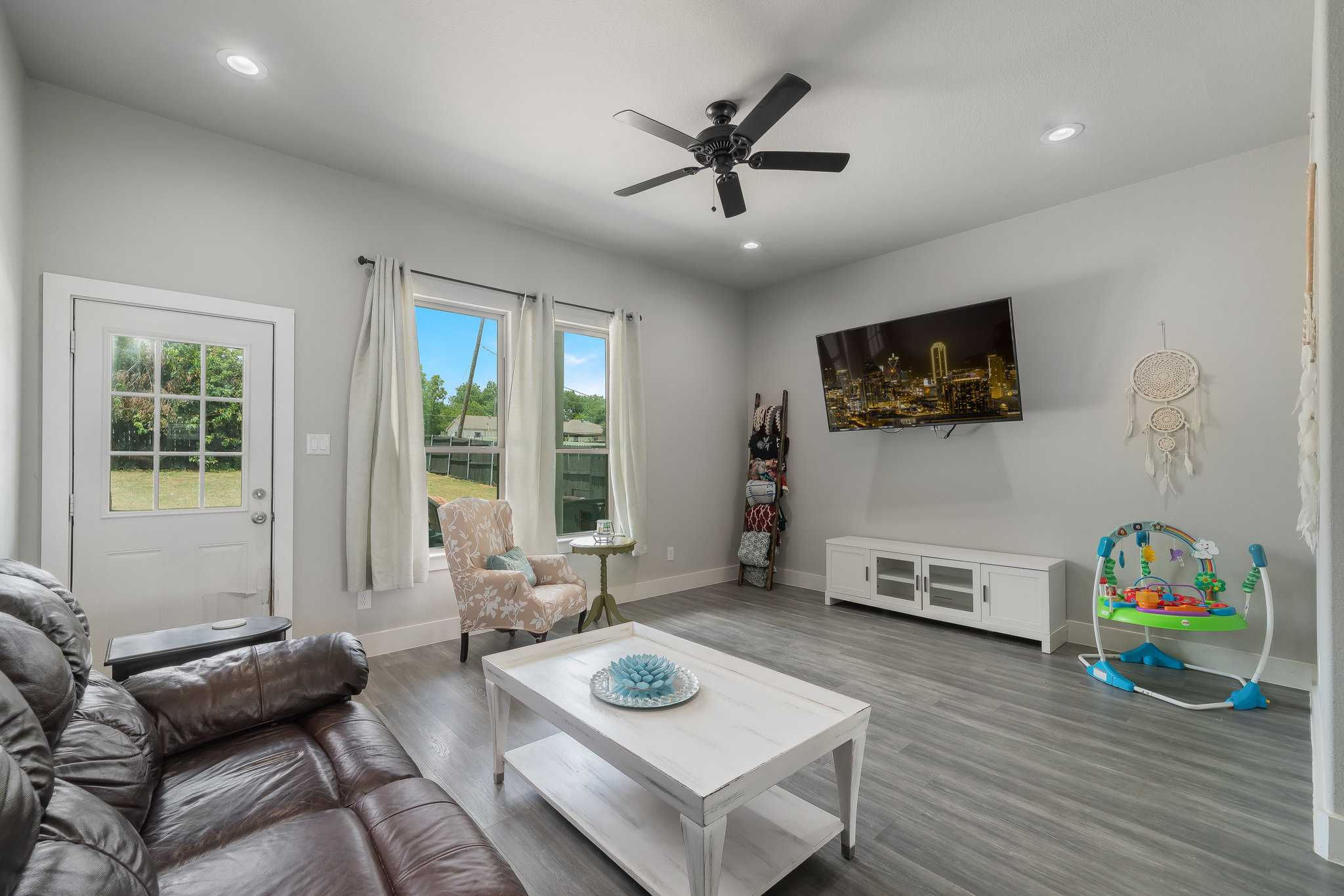 1247 Marfa Avenue, Dallas, TX, USA, 75216 - Thumbnail 4