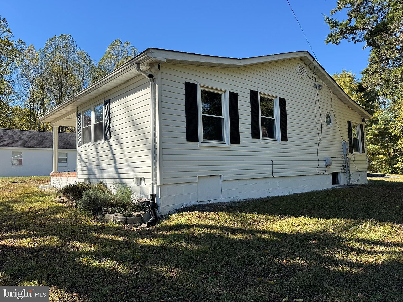 17201 Sarah St Bowling Green, VA 22427 - Thumbnail 4