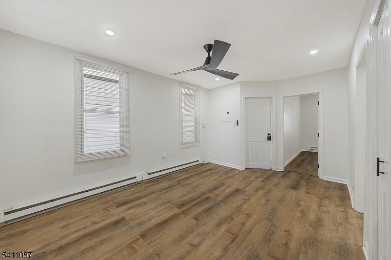 629 Magnolia Ave Elizabeth, NJ 07206 - Thumbnail 4