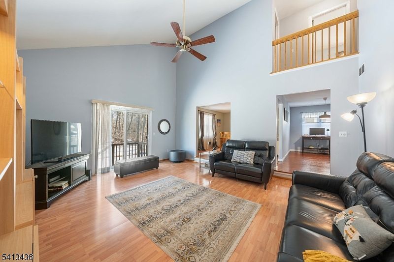 120 Parkside Dr Union, NJ 07083 - Thumbnail 4