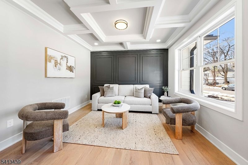 1121 Jeanette Ave Union, NJ 07083 - Thumbnail 4