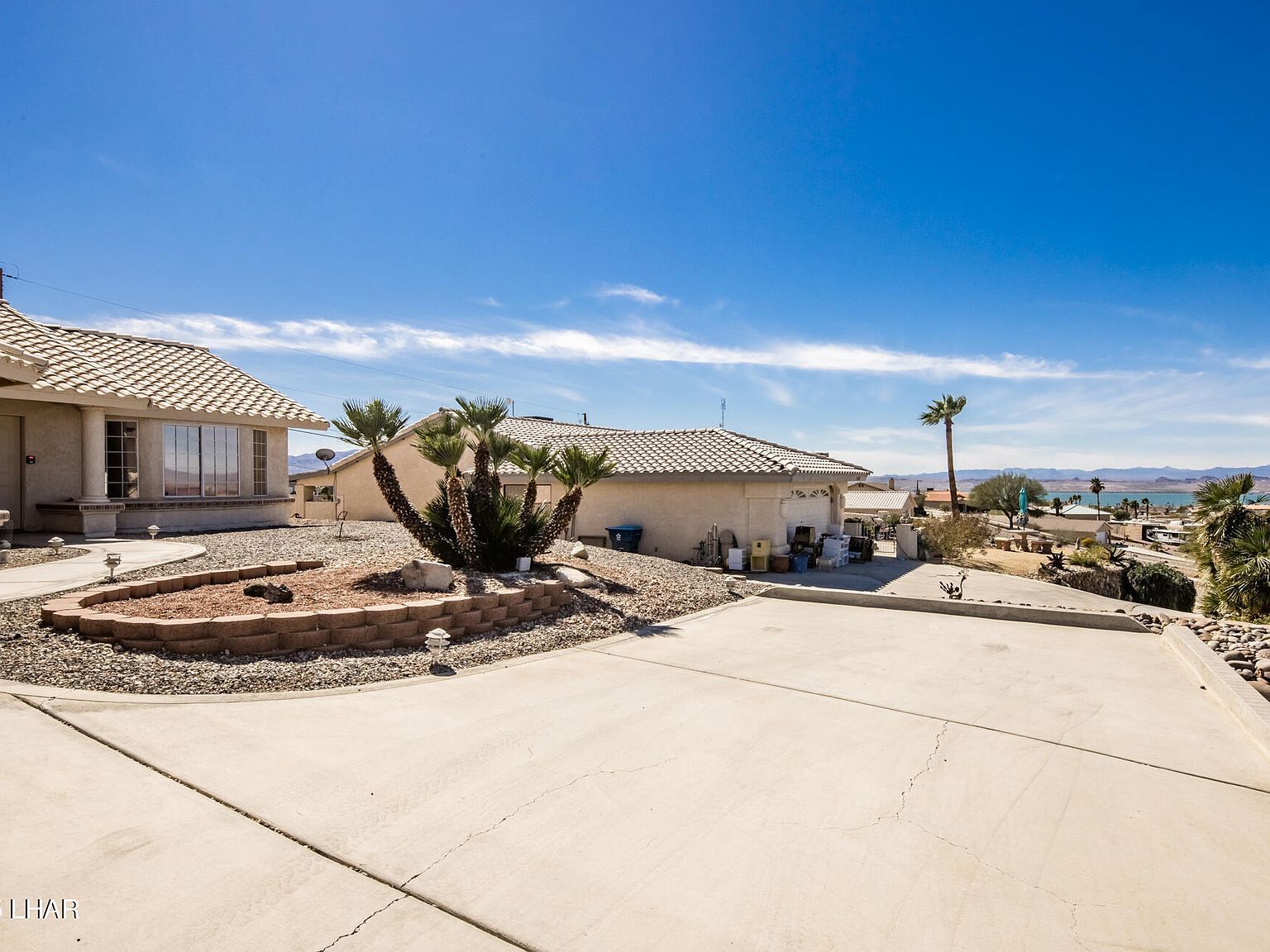 2490 Fannin Dr Lake Havasu City, AZ 86403 - Thumbnail 4