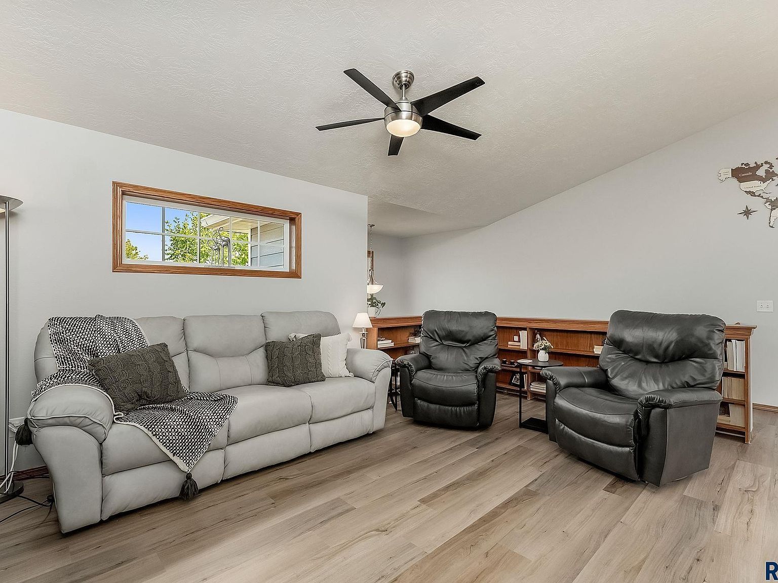 1405 N Conifer Pl Sioux Falls, SD 57107 - Thumbnail 4