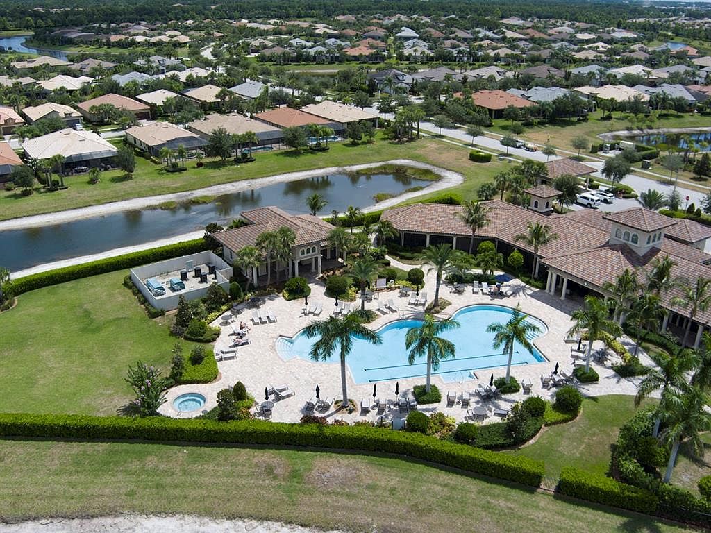 5205 Turtle Creek Cir Vero Beach, FL 32967 - Thumbnail 4