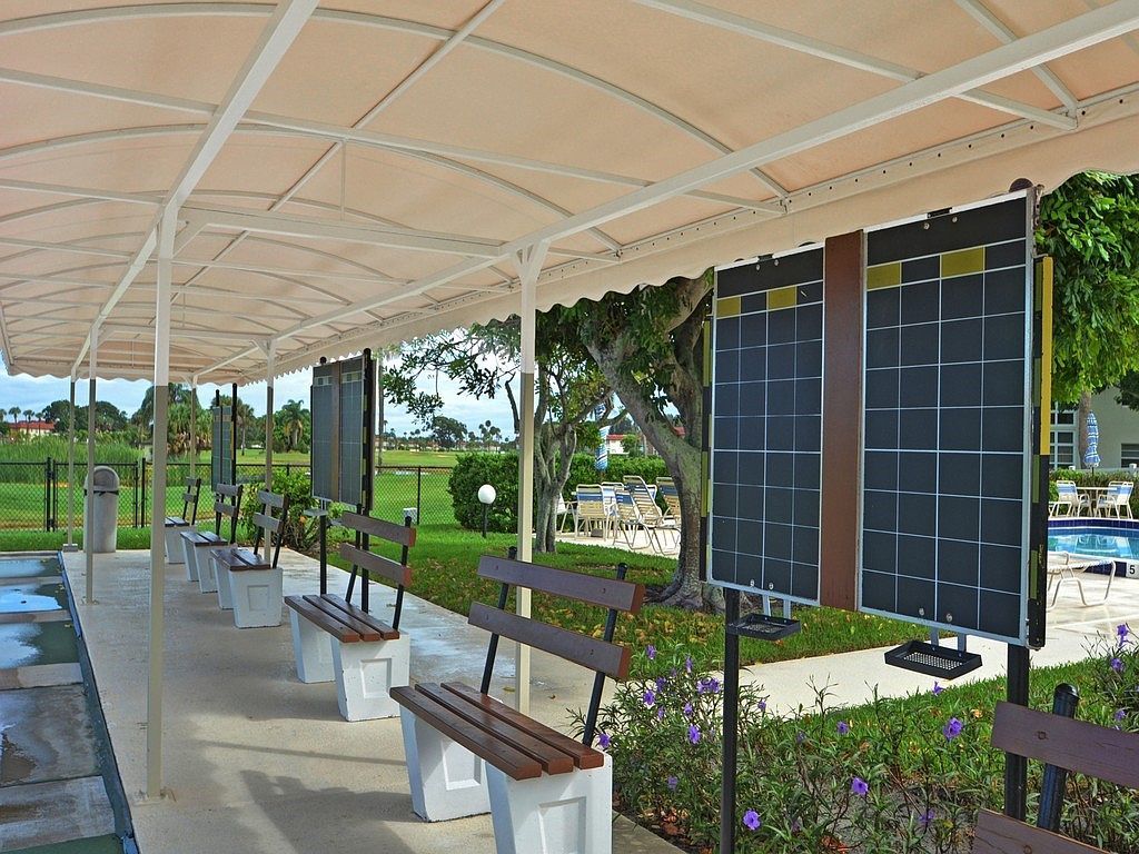 44 Woodland Dr APT 101 Vero Beach, FL 32962  | Condominium