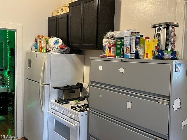 7610 Spafford Rd Cleveland, OH 44105 - Thumbnail 4