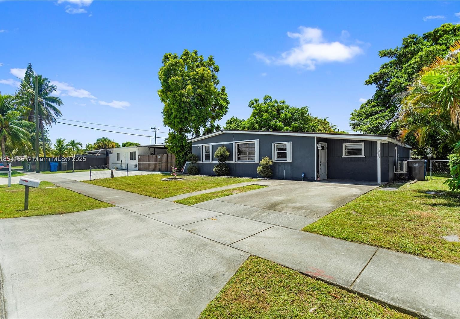 3760 SW 47th Ave West Park, FL 33023 - Thumbnail 4