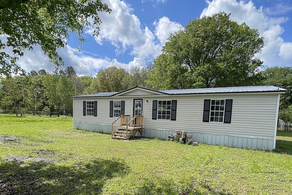 910 Arizona Ave Waycross, GA 31503 - Thumbnail 4