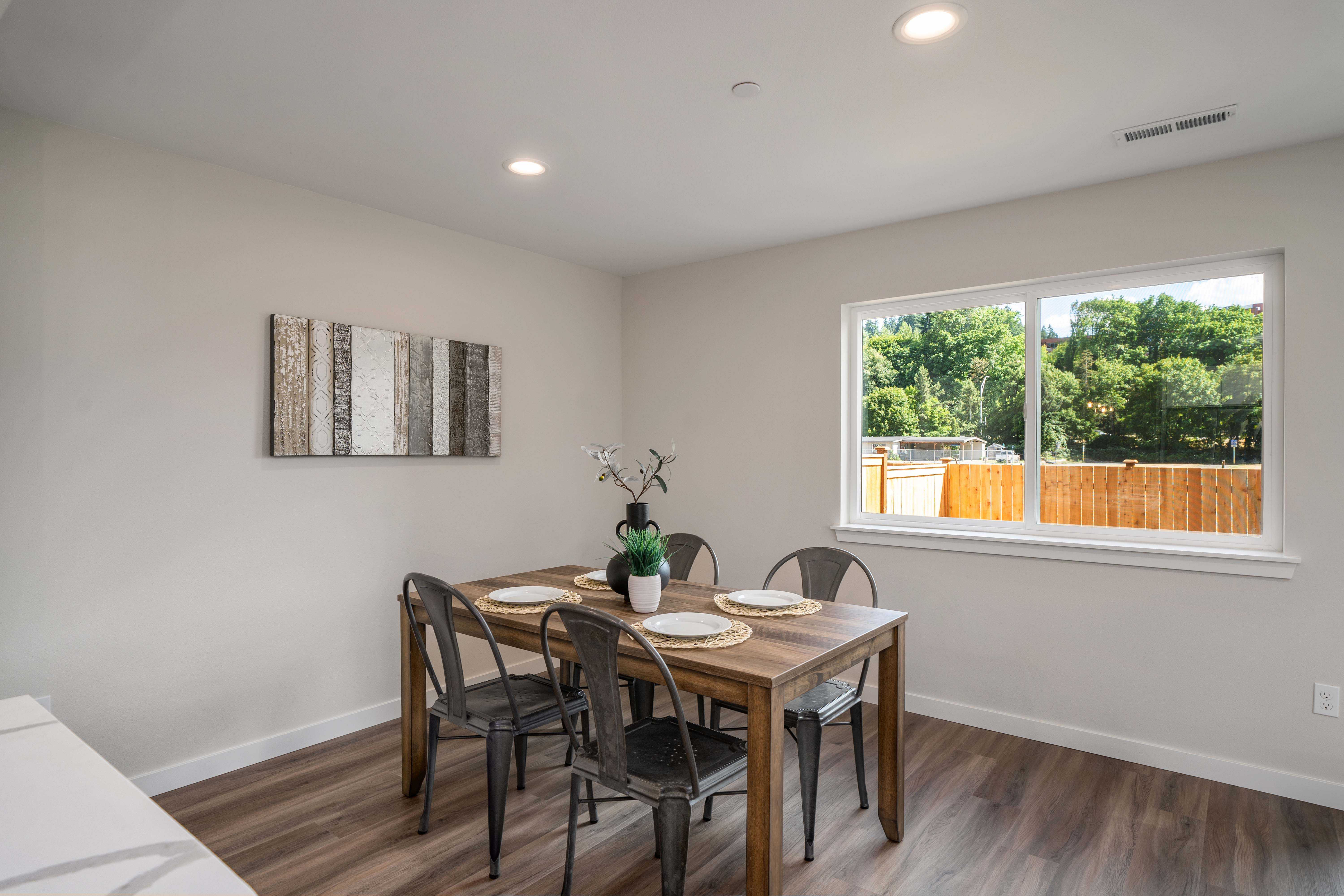 410 10th Ave SE unit b, Puyallup, WA, USA, 98372 - Thumbnail 5