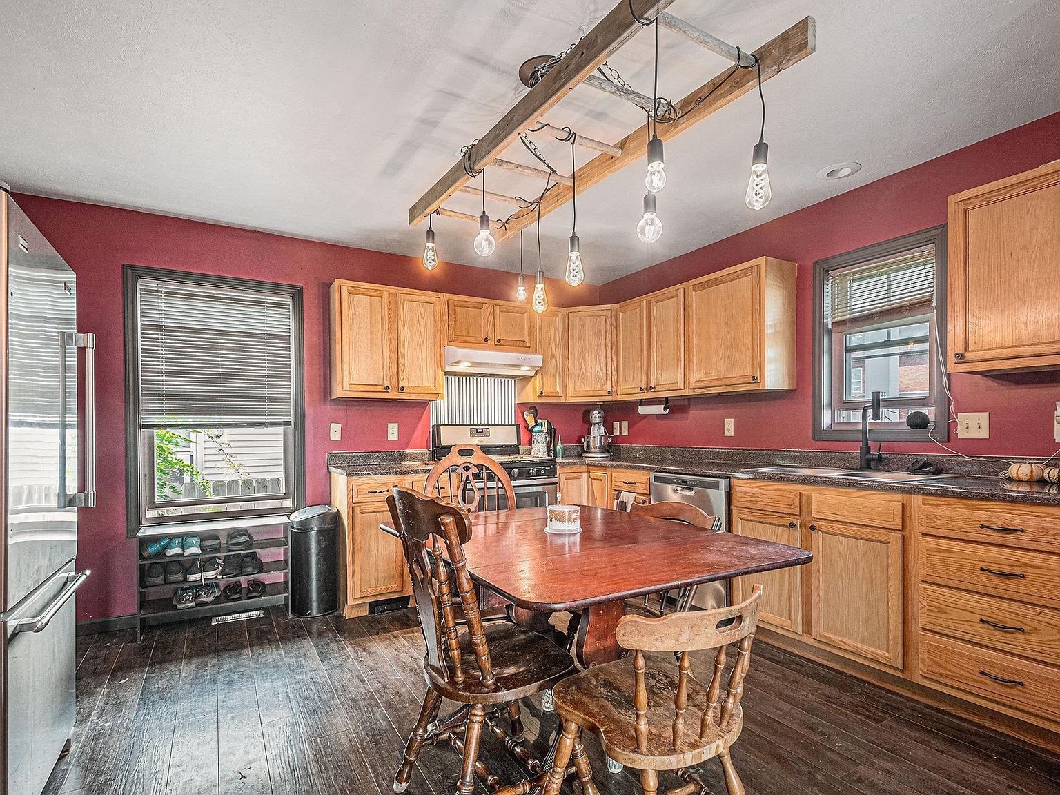 511 W 6th St Mishawaka, IN 46544 - Thumbnail 4