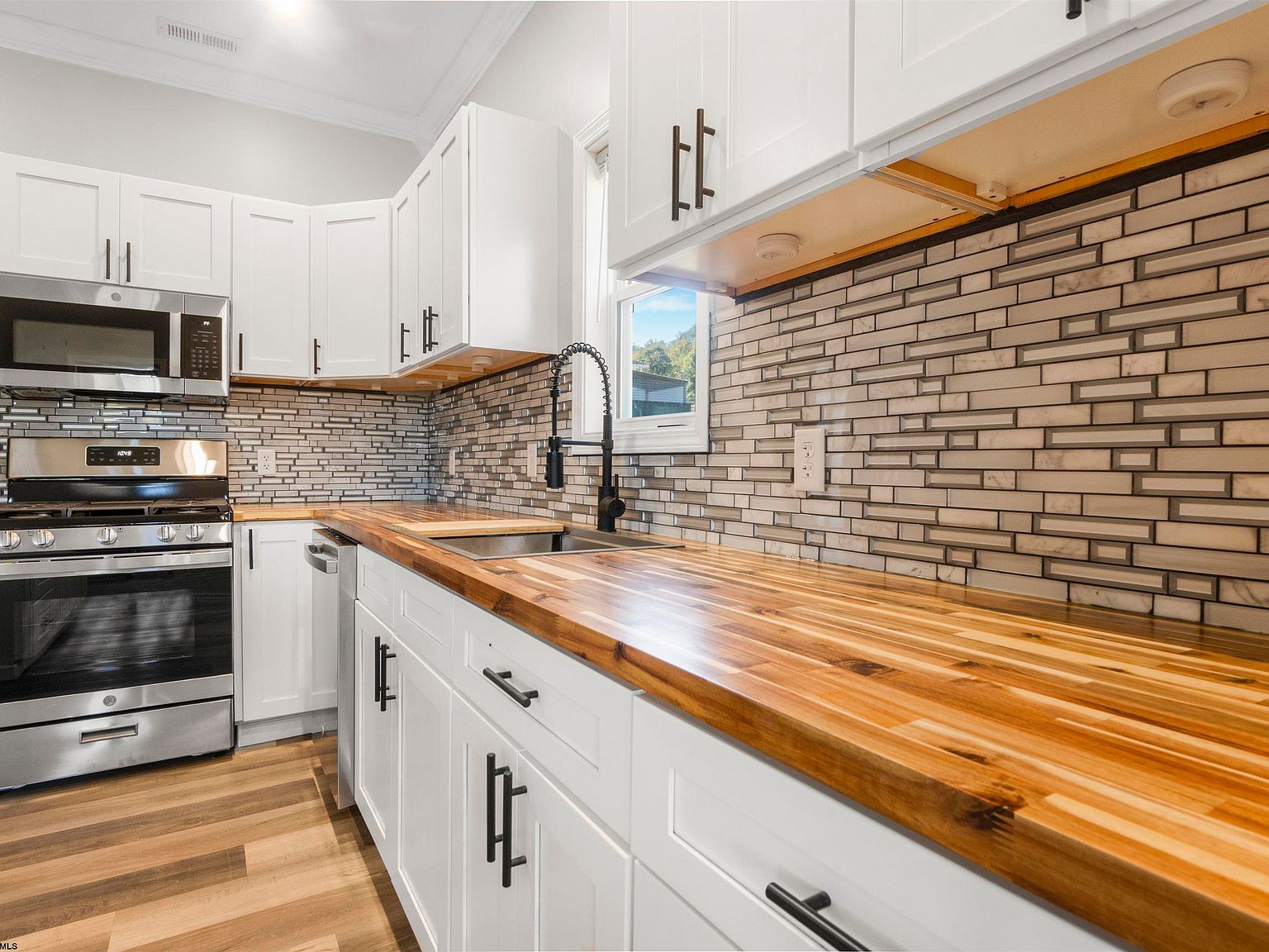 127 Floyd St Clarksburg, WV 26301 - Thumbnail 4