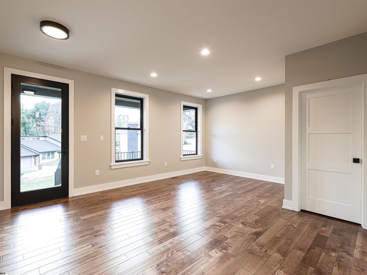 104 Crestview Dr Morgantown, WV 26508 - Thumbnail 4