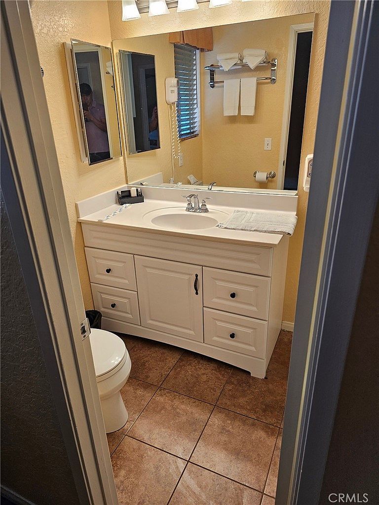 307 Canyon Crest Ln Lake Arrowhead, CA 92352 - Thumbnail 4