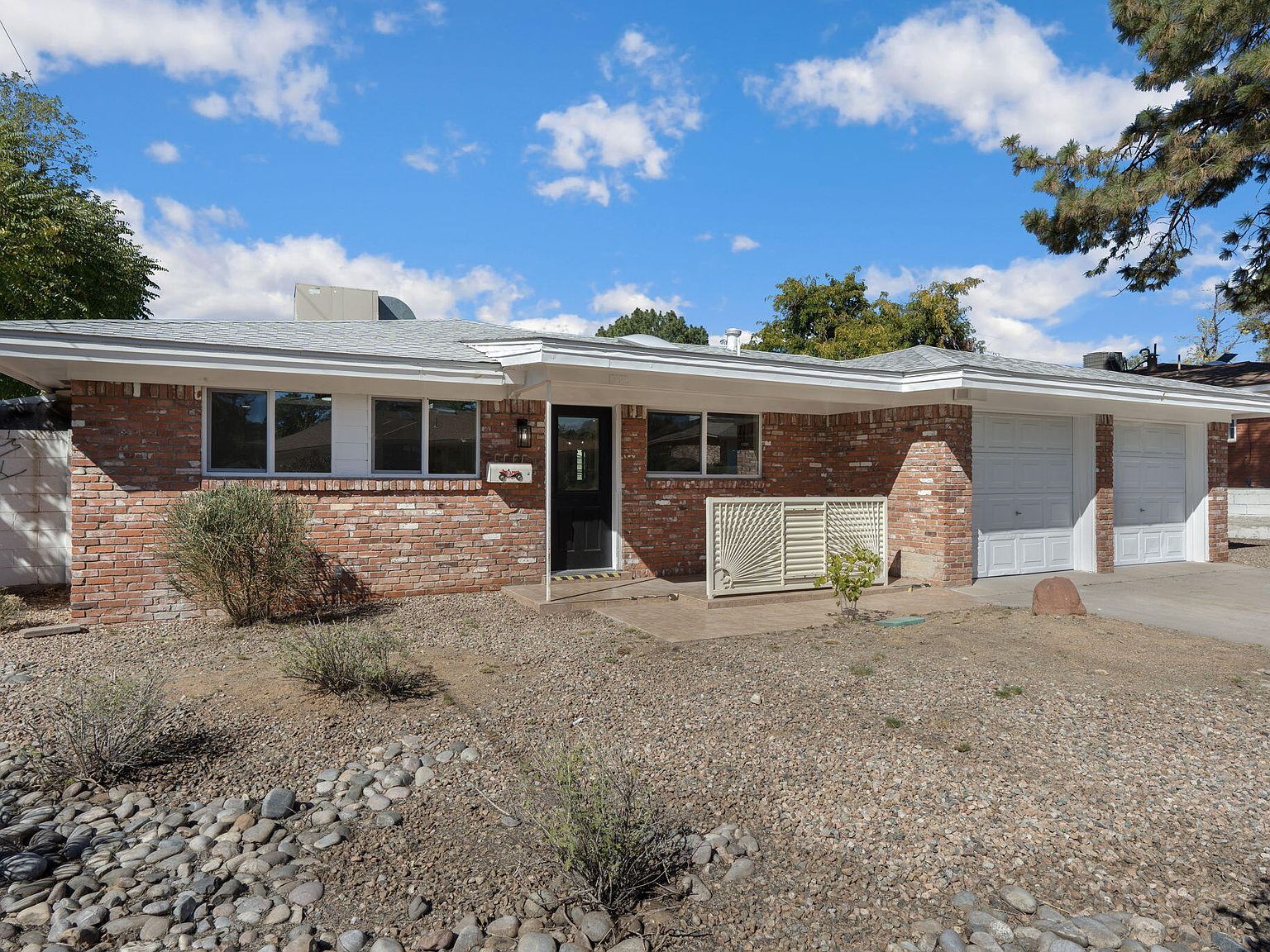 8221 Connecticut St NE Albuquerque, NM 87110 - Thumbnail 4