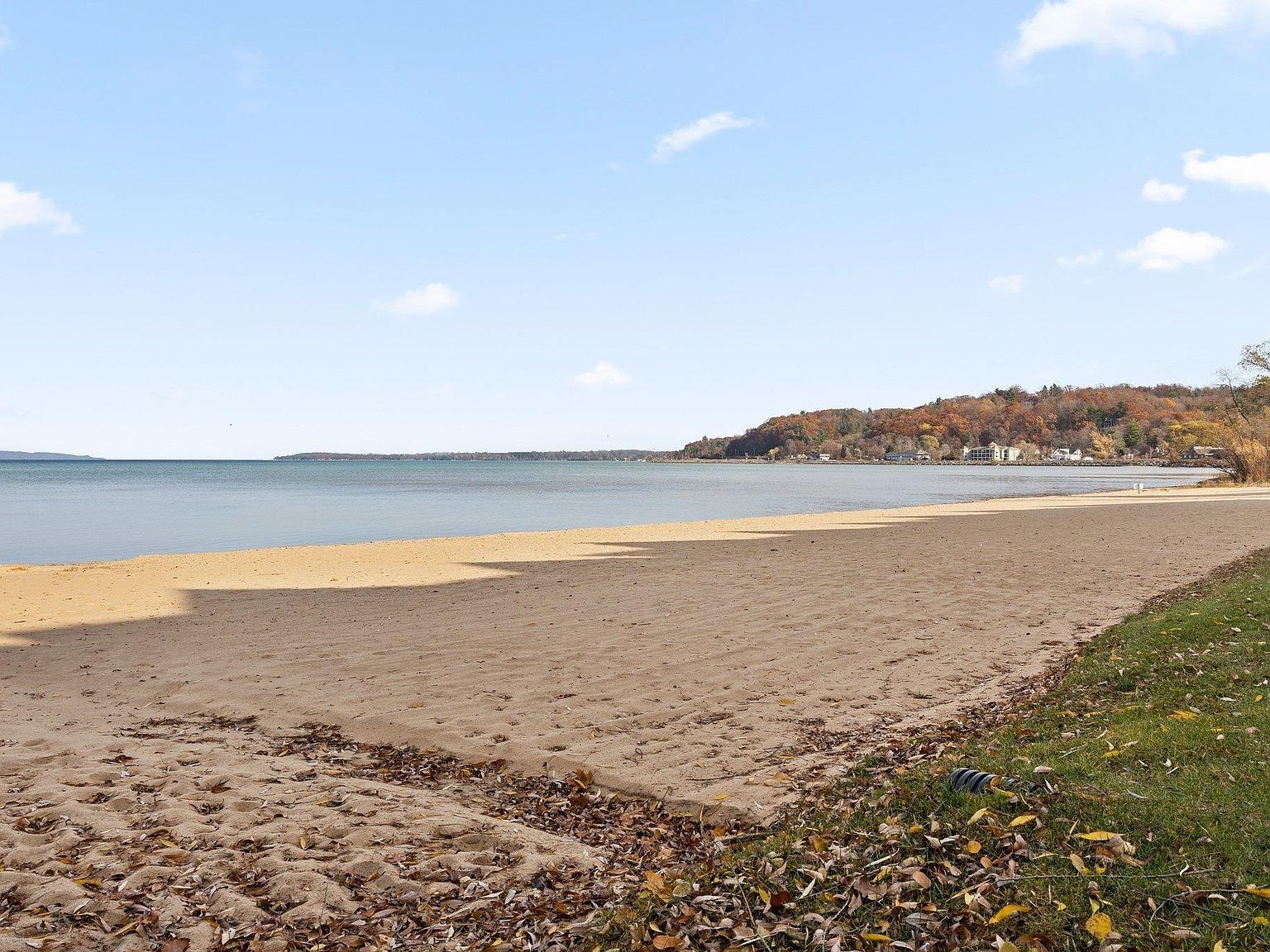 2305 N Us Highway 31 N #203 Traverse City, MI 49686 - Thumbnail 4