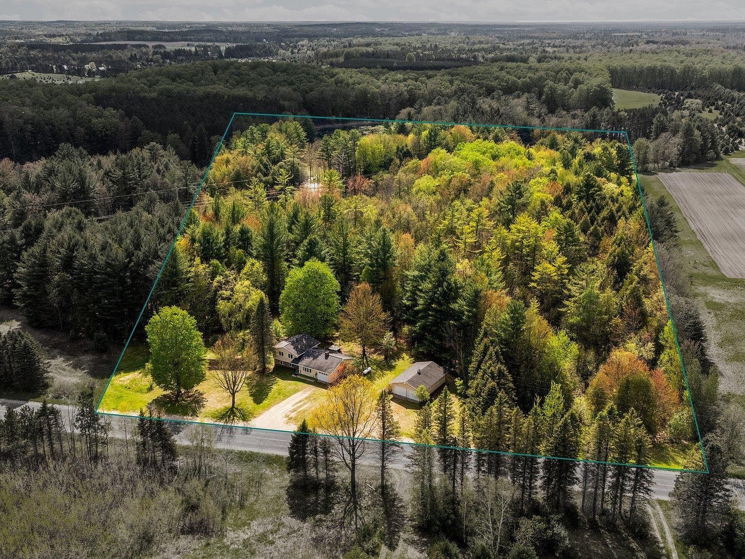 4542 Crofton Rd SW South Boardman, MI 49680 - Thumbnail 4