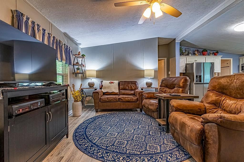 142 Hounds Chase Dr Trinity, TX 75862 - Thumbnail 4