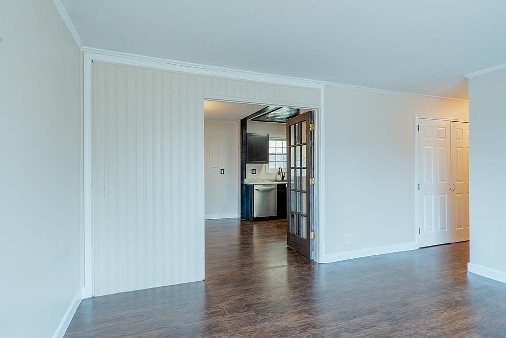 2011 Curling Dr Madisonville, KY 42431 - Thumbnail 4