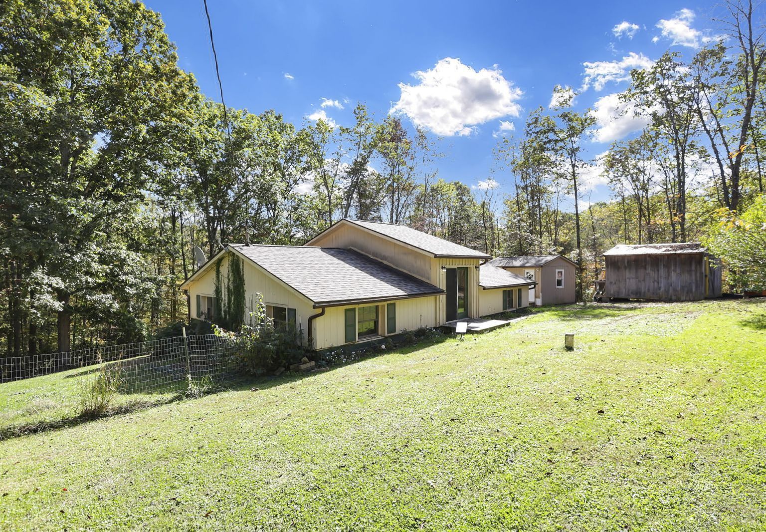 852 Wallace Rd Little Hocking, OH 45742 - Thumbnail 4