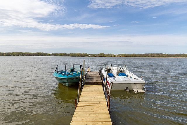 28406 W Park Ave Wauconda, IL 60084 - Thumbnail 4