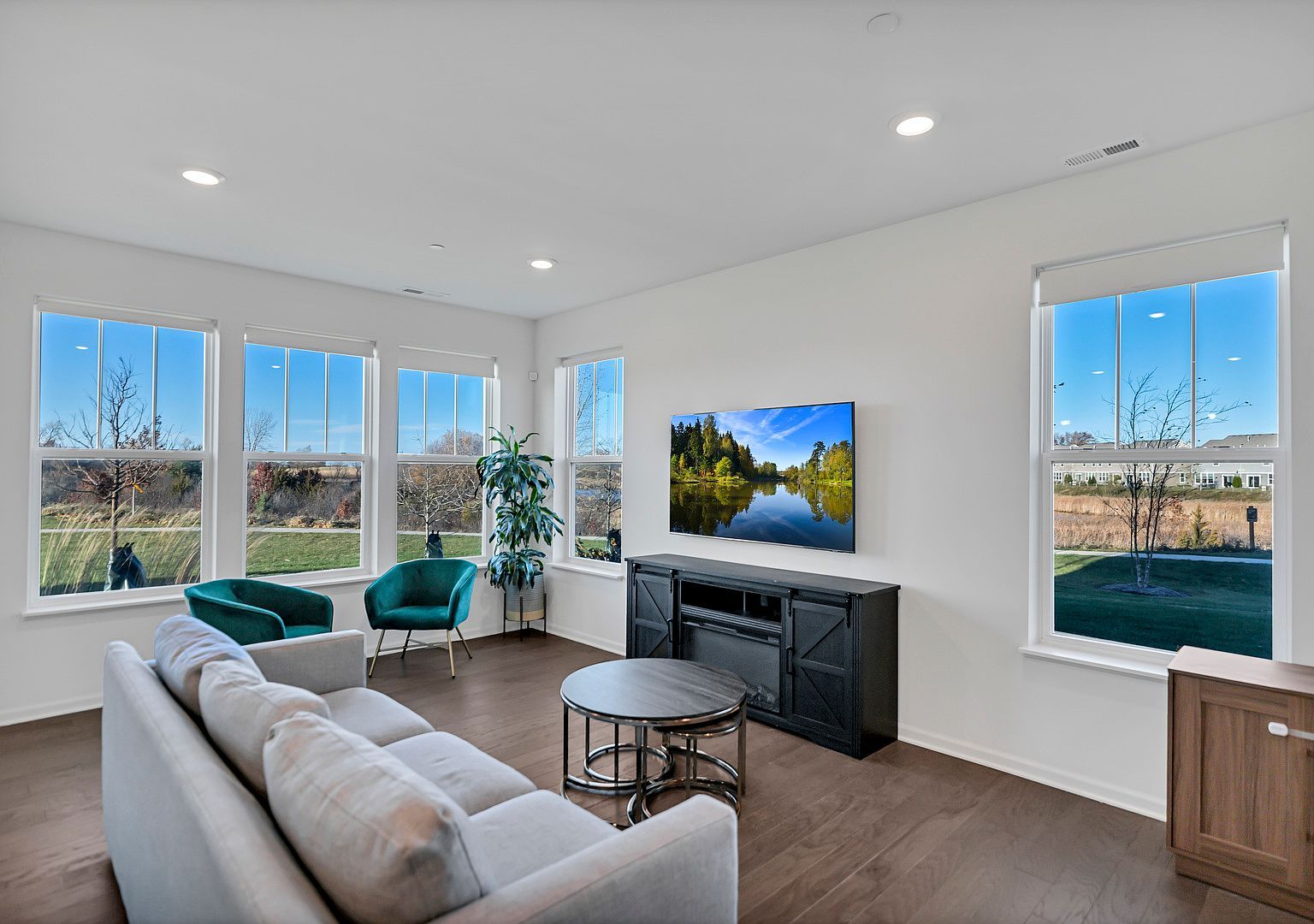 3202 Martini St Mundelein, IL 60060 - Thumbnail 4