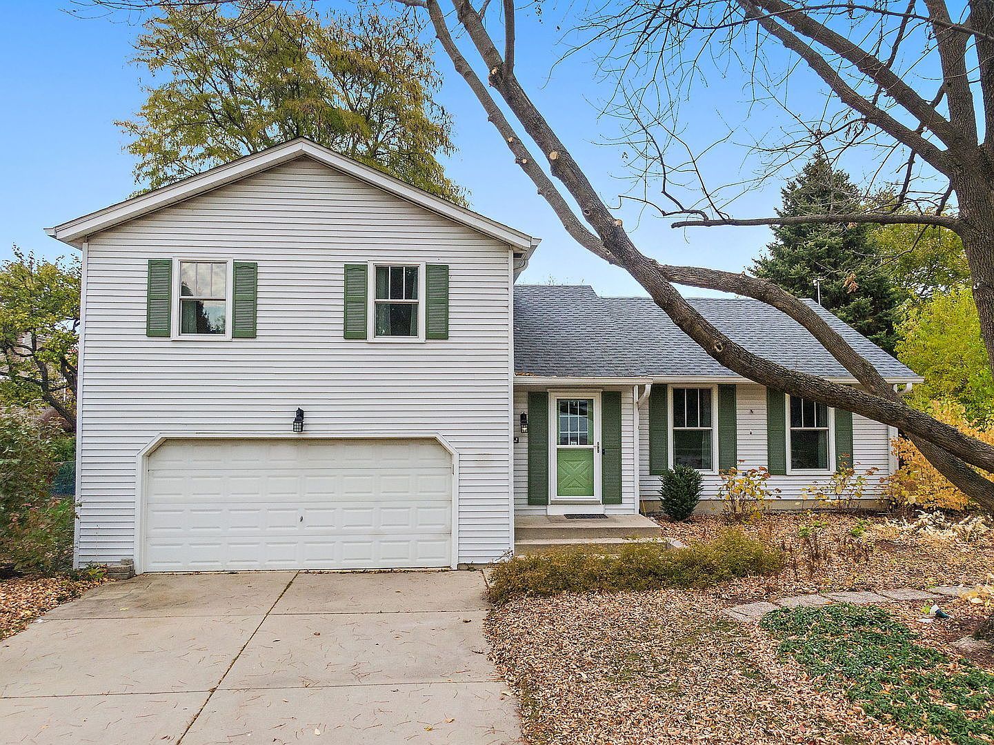 517 Sheffield Rd Naperville, IL 60565 - Thumbnail 4