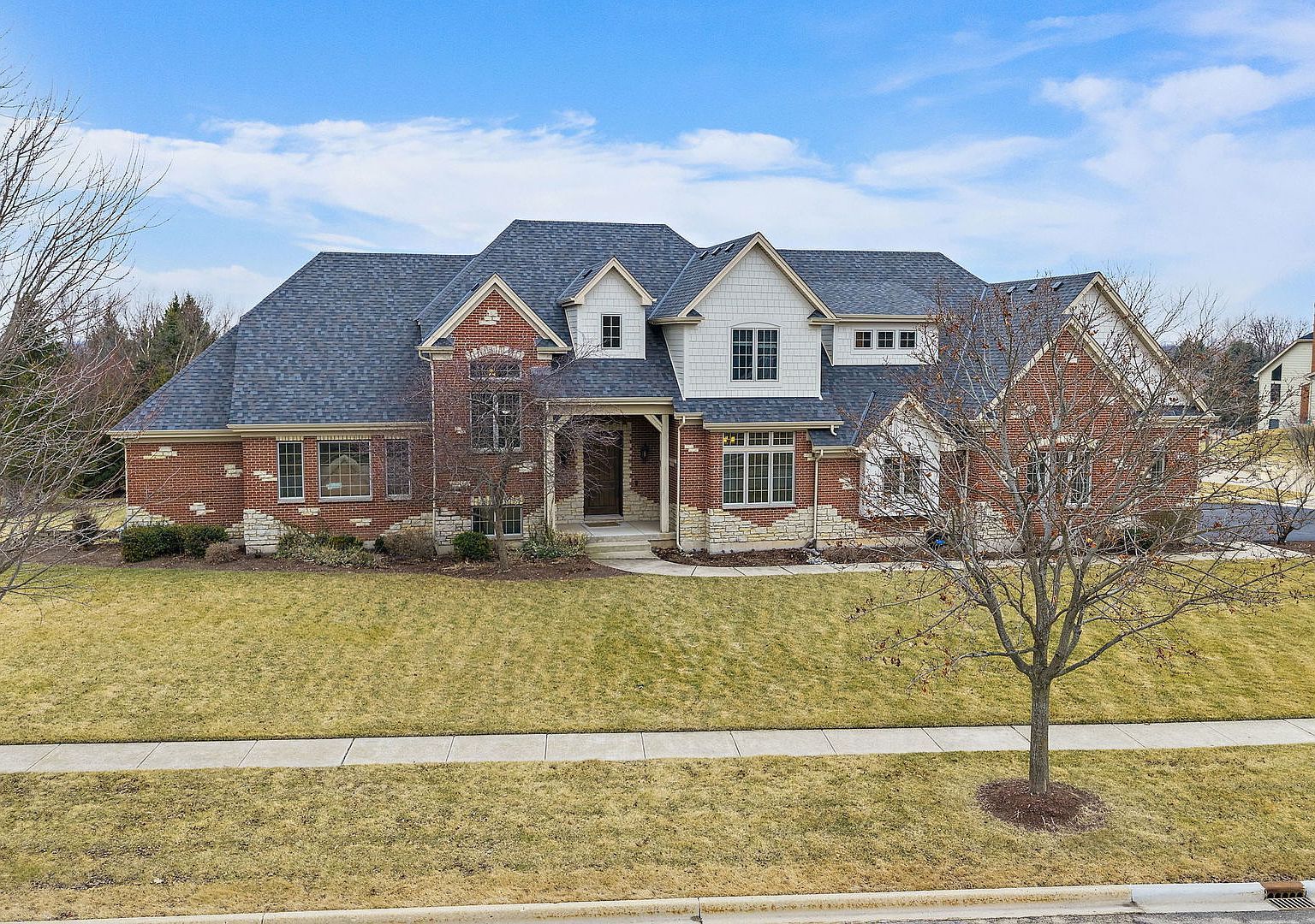 1211 Coyote Trl Hampshire, IL 60140 - Thumbnail 4