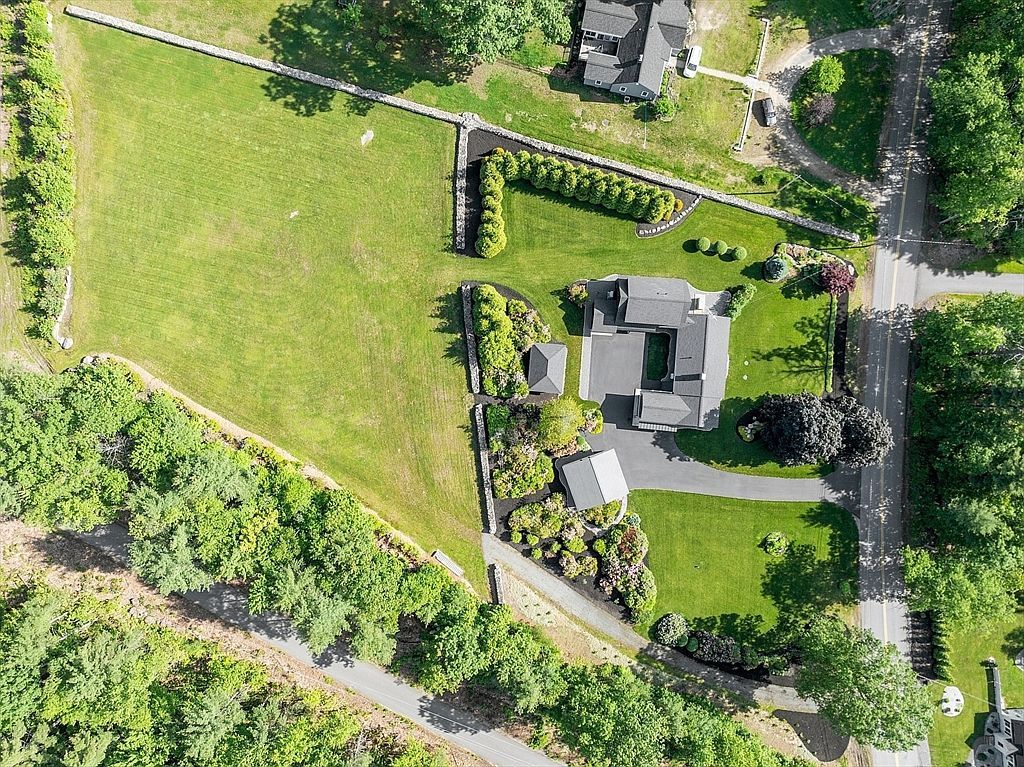 481 W Townsend Rd Lunenburg, MA 01462 - Thumbnail 4